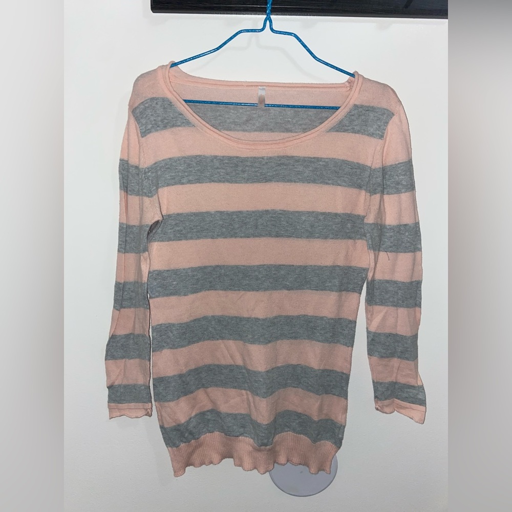 Pink Blush Maternity pink and gray stripes Sweater size M